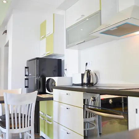 아파트 Akra 체르노모레츠