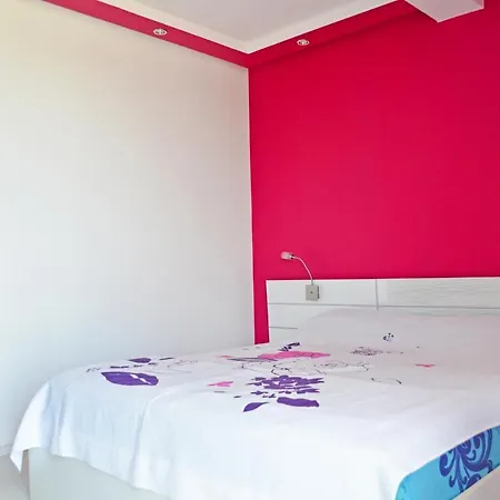 Akra 아파트 체르노모레츠