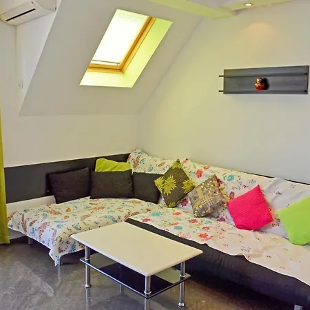 Akra 아파트 체르노모레츠