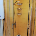 شقة Akra